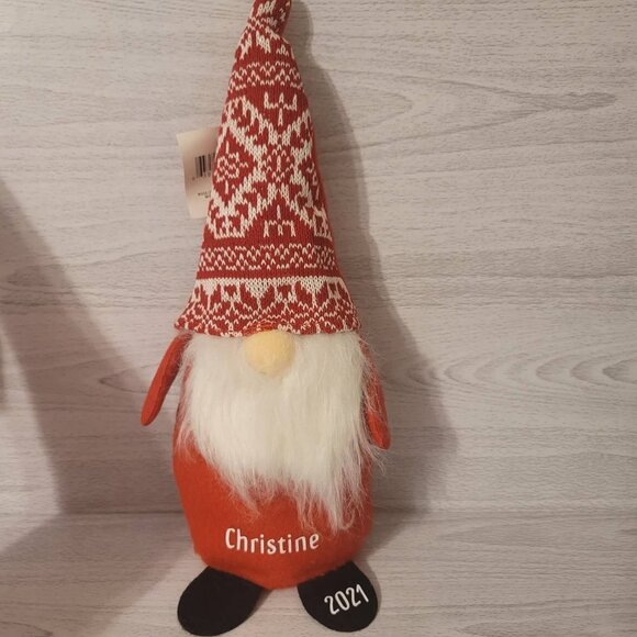 🌟 HOST PICK 🌟 2024 Personalized Christmas Gnomes - Picture 3 of 6